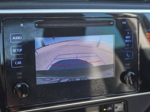 Used 2018 Toyota Corolla SE w/ Carpet Mat Package (TMS) FWD image 24