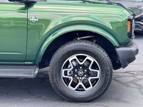 Used 2025 Ford Bronco Outer Banks AWD/4WD image 46