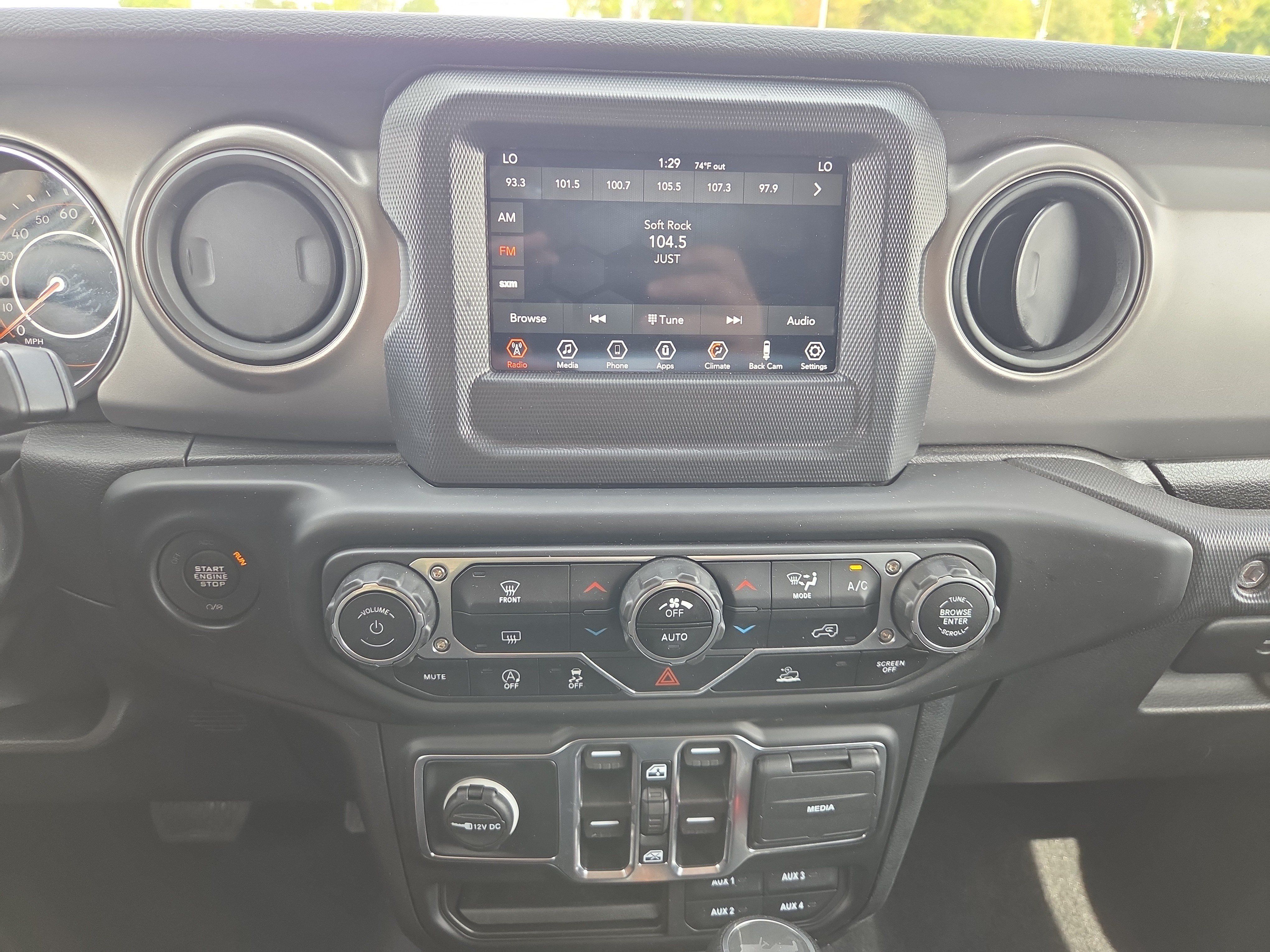 Used 2022 Jeep Wrangler Unlimited Sport AWD/4WD image 14