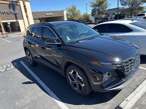 Used 2023 Hyundai Tucson Limited AWD/4WD image 2