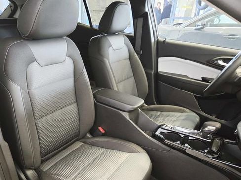 New 2026 Chevrolet Trax LT w/ Driver Confidence Package image 14