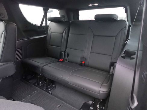 New 2025 GMC Yukon XL Denali w/ LPO, Illumination Package image 29