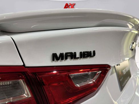 Used 2023 Chevrolet Malibu RS FWD image 18