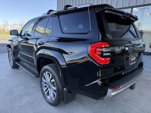 Used 2025 Toyota 4Runner Limited AWD/4WD image 8