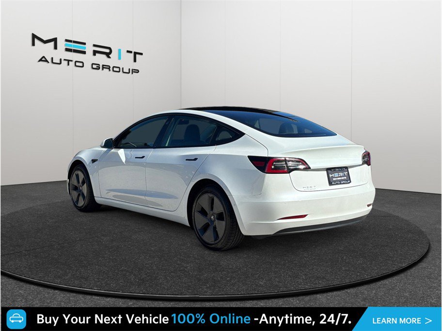Used 2022 Tesla Model 3 RWD image 7