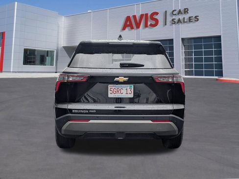 Used 2025 Chevrolet Equinox LT AWD/4WD image 5