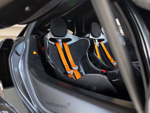 Used 2020 McLaren 620R RWD image 68