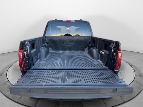 Used 2024 Ford F150 XLT image 5