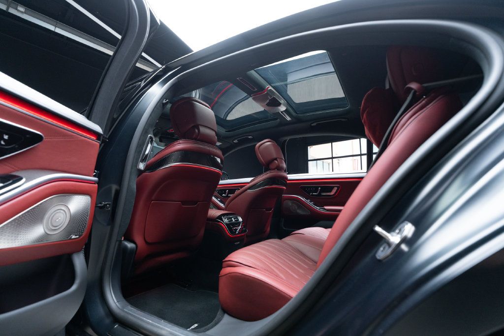 Used 2024 Mercedes-Benz S 63 AMG S image 42