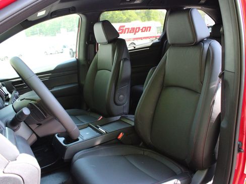 New 2026 Honda Odyssey Sport-L image 18
