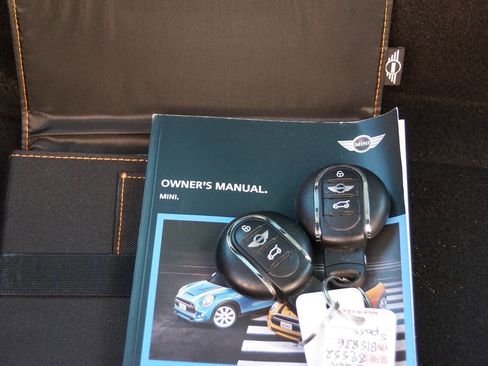 Used 2017 MINI Cooper 2-Door Hardtop image 34