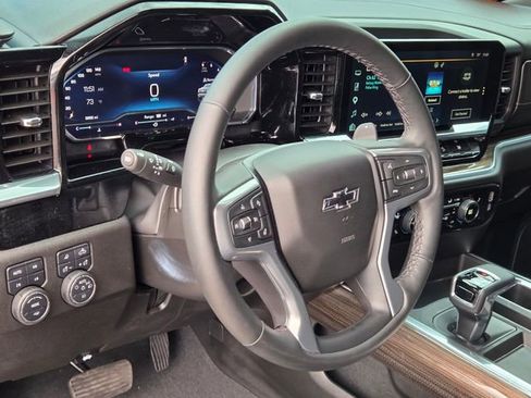Certified 2025 Chevrolet Silverado 1500 RST w/ All Star Edition Plus AWD/4WD image 17