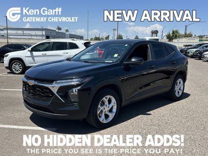 Used 2025 Chevrolet Trax LS w/ LS Convenience Package