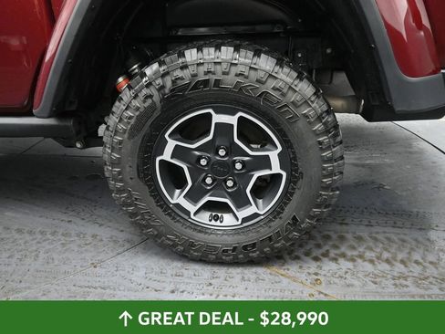 Used 2021 Jeep Gladiator Mojave AWD/4WD image 14