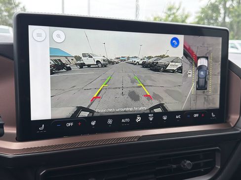 New 2026 Ford Bronco Sport Outer Banks w/ Outer Banks Tech Package+ AWD/4WD image 4