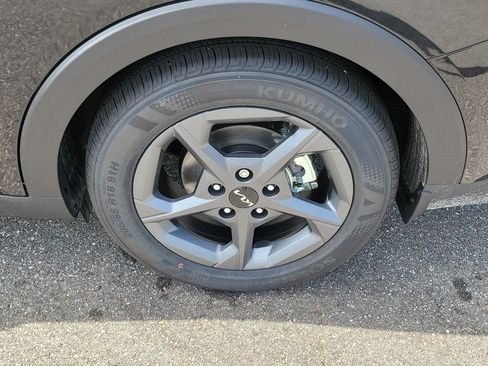 New 2026 Kia K4 FWD image 35