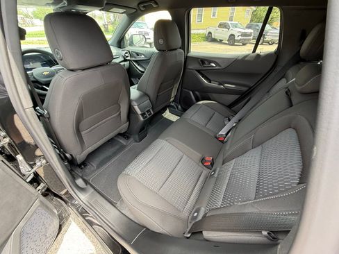 New 2026 Chevrolet Equinox LT FWD image 32