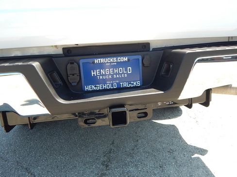 Used 2022 Ford F250 XL w/ Power Equipment Group image 10