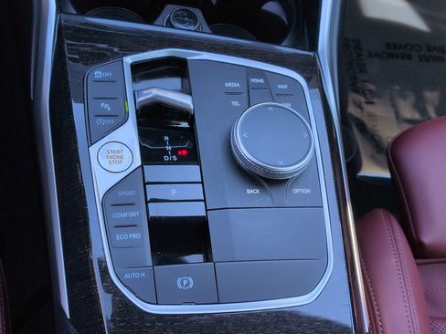 Used 2023 BMW 330i Sedan w/ Convenience Package image 26