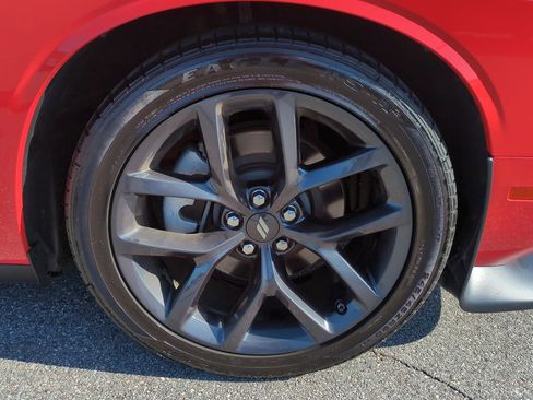 Used 2023 Dodge Challenger R/T w/ Plus Package image 11