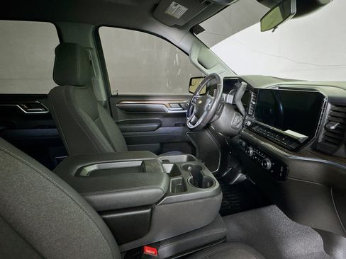 Used 2022 Chevrolet Silverado 1500 LT RWD image 26