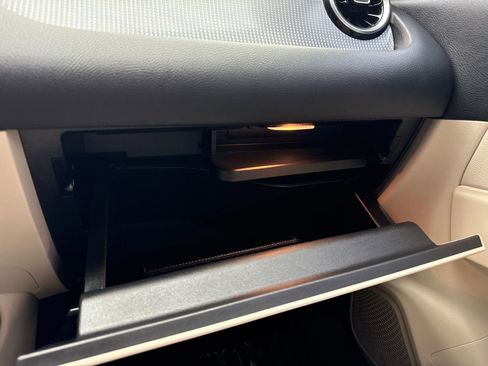 Used 2021 Mercedes-Benz GLA 250 image 32