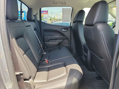 Used 2022 Chevrolet Colorado LT w/ Luxury Package AWD/4WD image 34