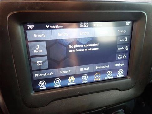 Used 2018 Jeep Renegade Latitude w/ Popular Equipment Group AWD/4WD image 19