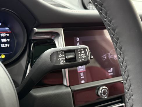 New 2026 Porsche Macan image 51