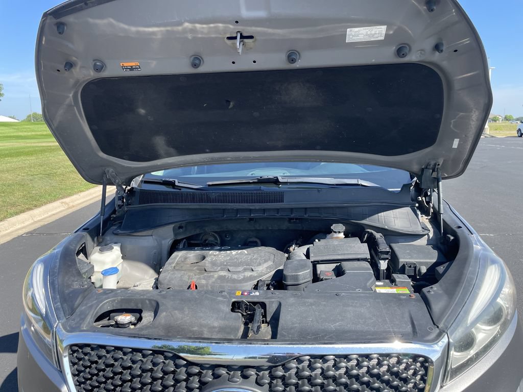 Used 2017 Kia Sorento AWD image 25
