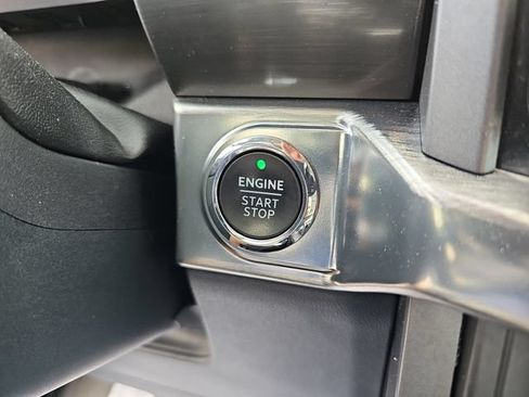 Used 2021 Ford F150 Lariat AWD/4WD image 28