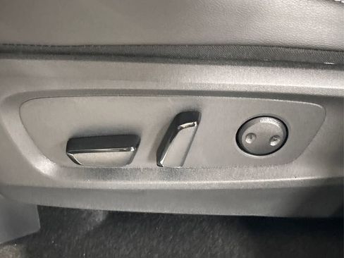 New 2026 Nissan Rogue SV image 31