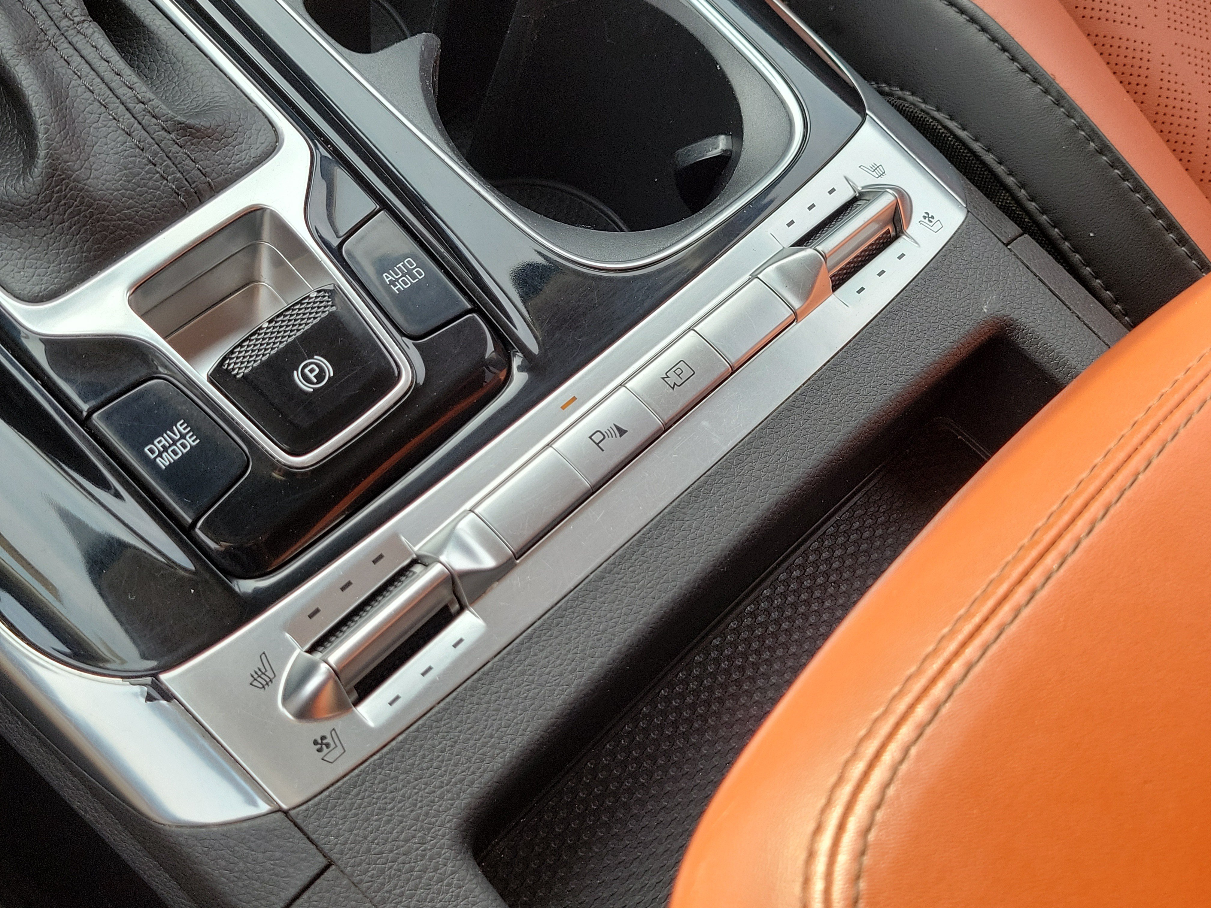 Used 2022 Kia Carnival SX FWD image 38