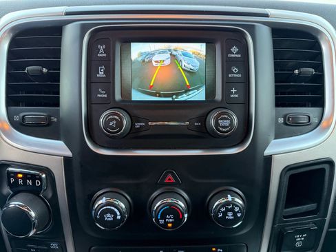 Used 2017 RAM 1500 Classic SLT image 25