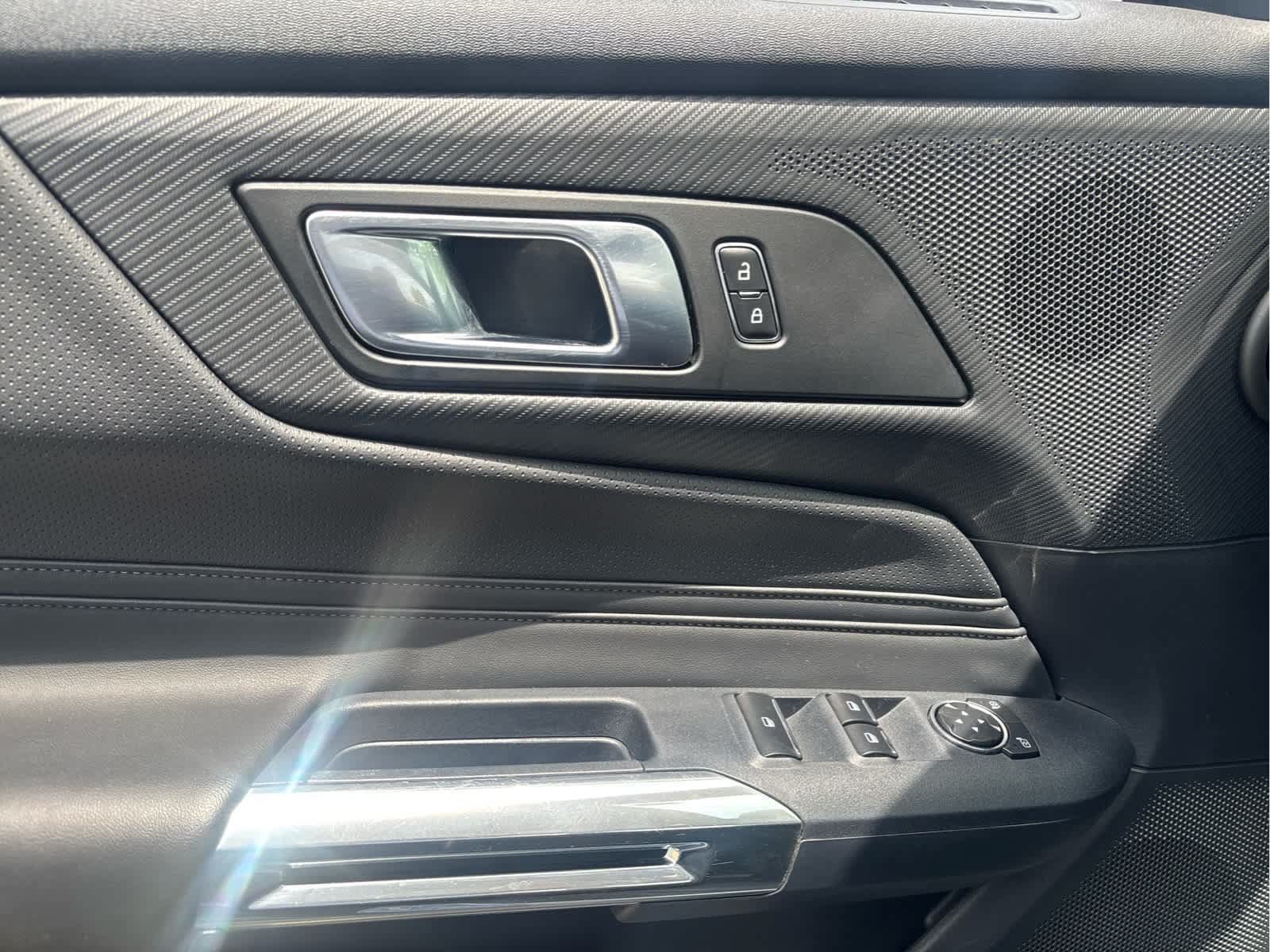 Used 2025 Ford Mustang Premium RWD image 19