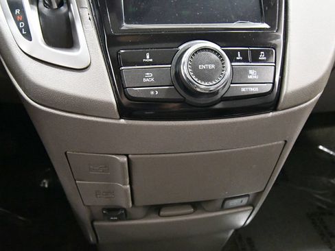 Used 2016 Honda Odyssey EX-L image 25