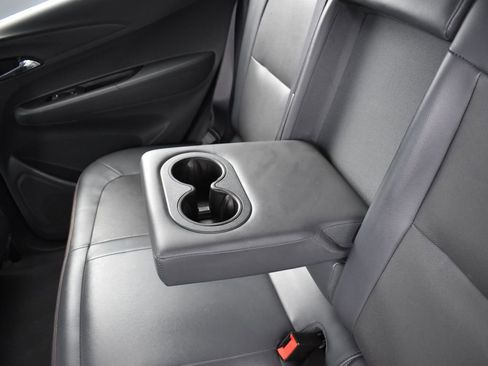 Used 2017 Chevrolet Bolt Premier w/ Driver Confidence II Package image 25