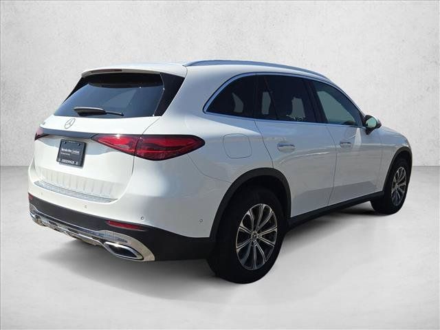 Used 2025 Mercedes-Benz GLC 300 image 5