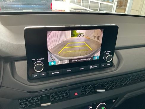 Certified 2025 Honda Accord SE image 16