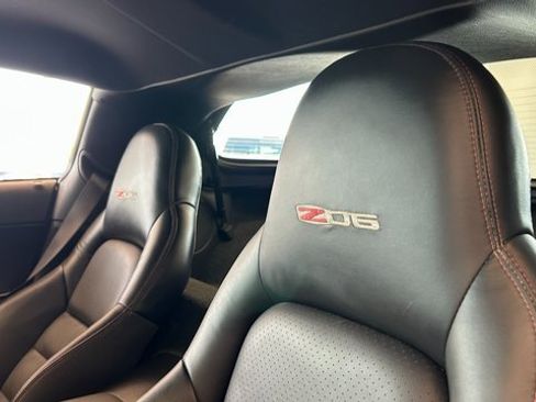 Used 2007 Chevrolet Corvette Z06 w/ Preferred Equipment Group image 19