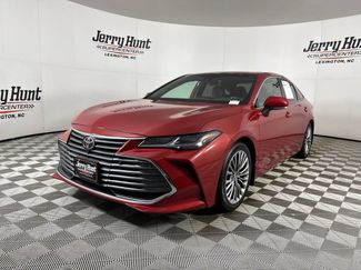 Used 2022 Toyota Avalon Limited w/ Advanced Safety Package FWD video 1