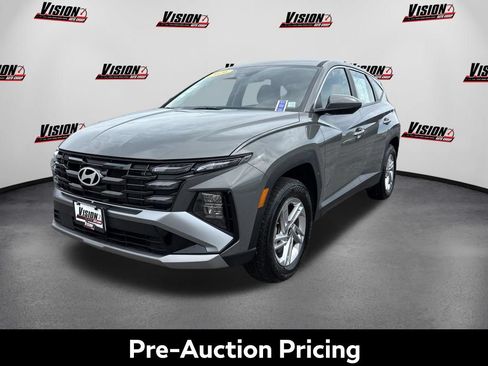 Certified 2026 Hyundai Tucson SE AWD/4WD image 1