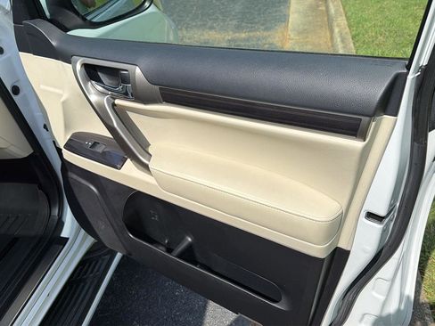 Used 2020 Lexus GX 460 Premium AWD/4WD image 15