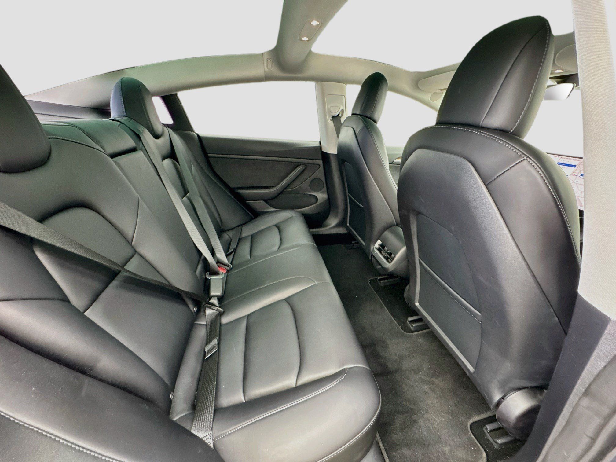 Used 2022 Tesla Model 3 Performance AWD/4WD image 19