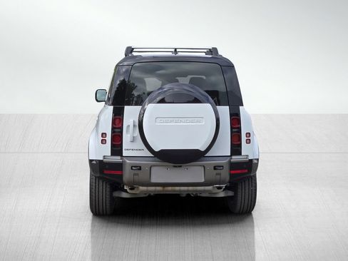 Used 2024 Land Rover Defender 110 X-Dynamic SE AWD/4WD image 5