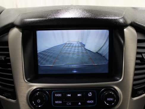 Used 2018 GMC Yukon Denali w/ Open Road Package AWD/4WD image 18