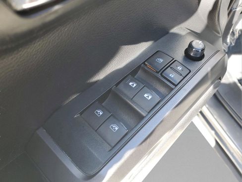 Used 2022 Toyota Tacoma TRD Sport image 21