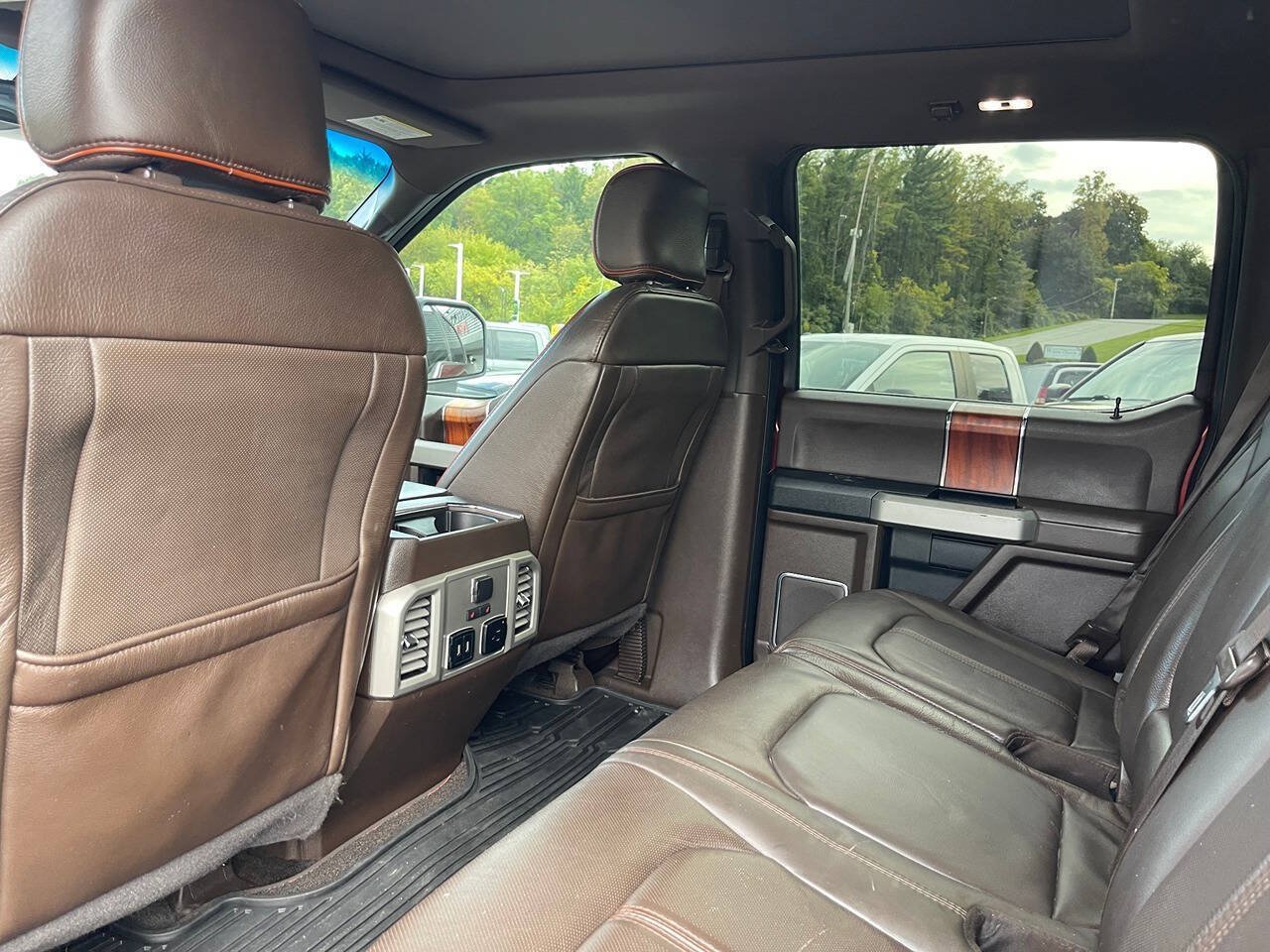 Used 2017 Ford F150 King Ranch w/ Equipment Group 601A Luxury AWD/4WD image 34