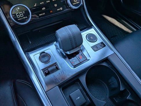 Used 2024 Jaguar XF R-Dynamic SE image 16