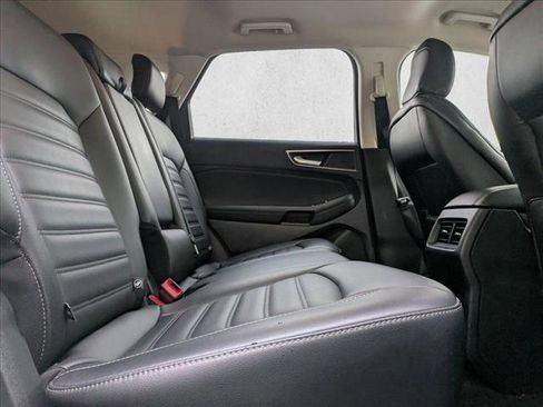 Used 2020 Ford Edge SEL AWD/4WD image 18